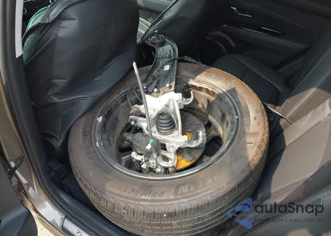 2025 Hyundai Tucson Limited from USA, damaged, VIN KM8JEDD17SU288607